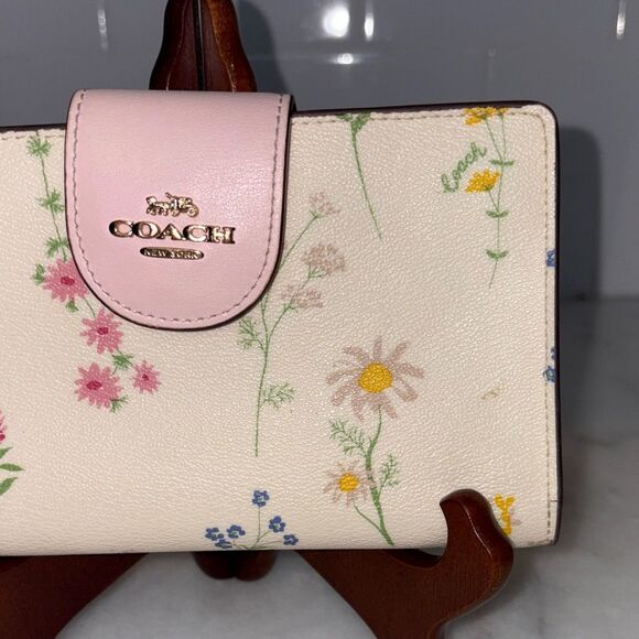 Coach Wallet Wristlet Floral Wildflower Saffiano Leather Phone Case Clutch Pink - Picture 4 of 16